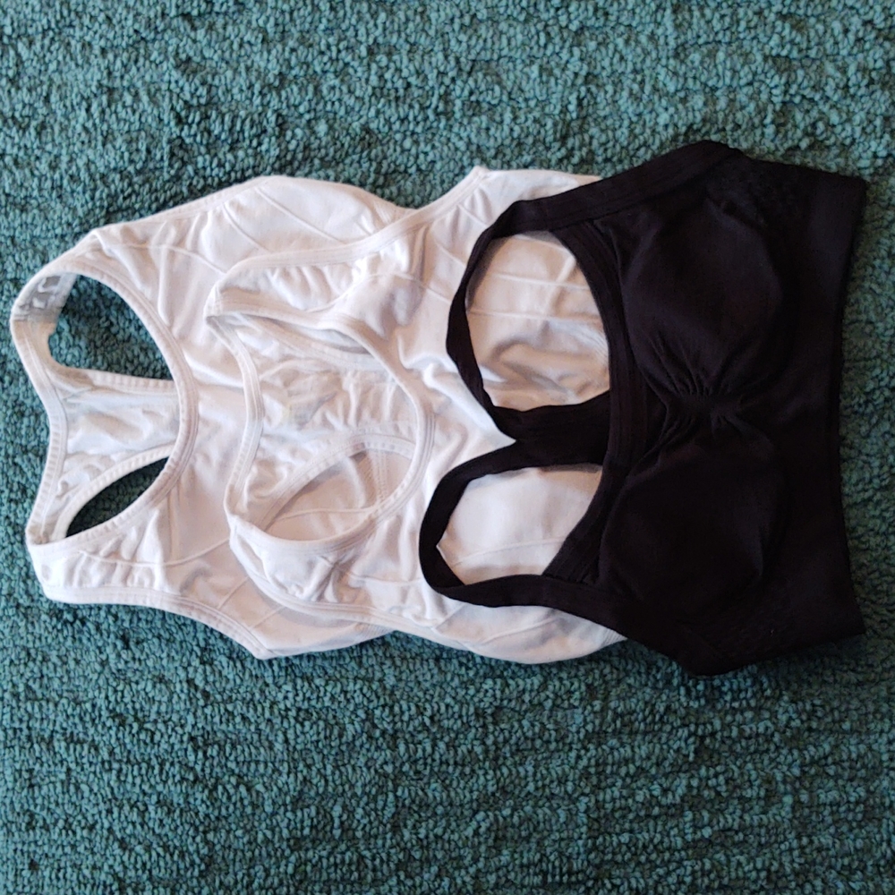 Everlast and Balance Workout Bras Black, White S